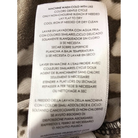 Micheal Micheal Kors Women’s Multicolored Animal Print Sleeveless Top Small - Picture 6 of 9